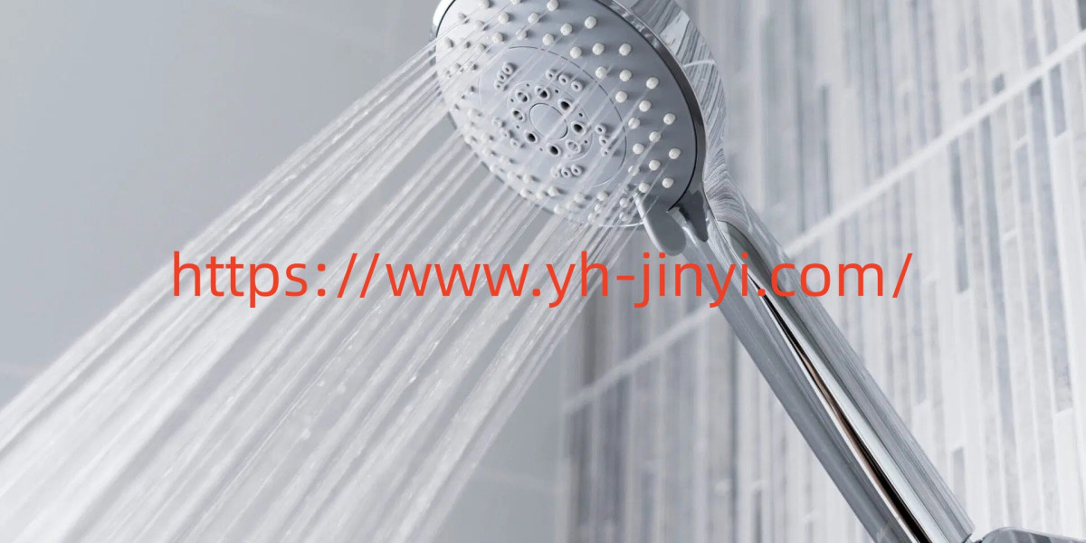 Is Jinyi 200mm Round Shower Head Practical for Family Bathroom Spaces